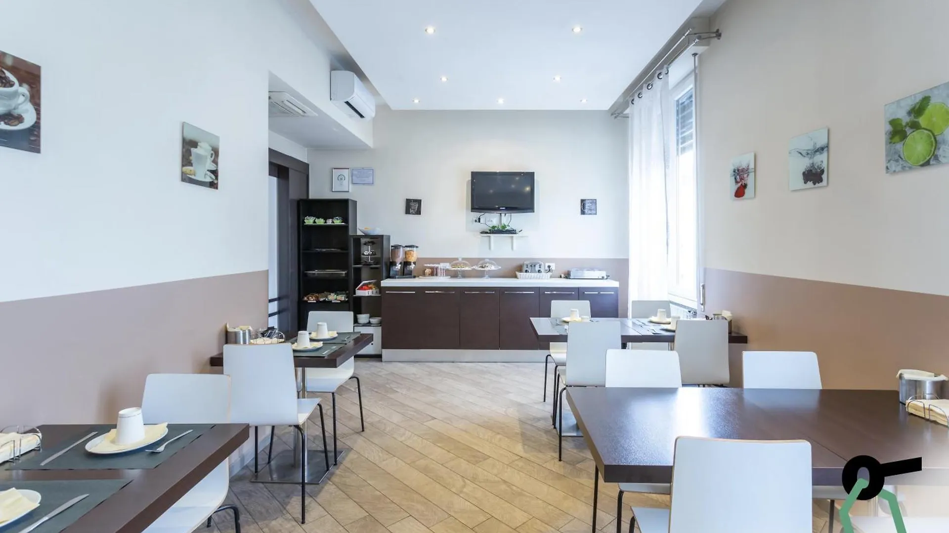 Aparthotel Hotiday Room Collection - Roma Barberini