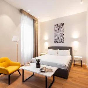 Apartahotel Major House - Luxury In By Hostand, Roma