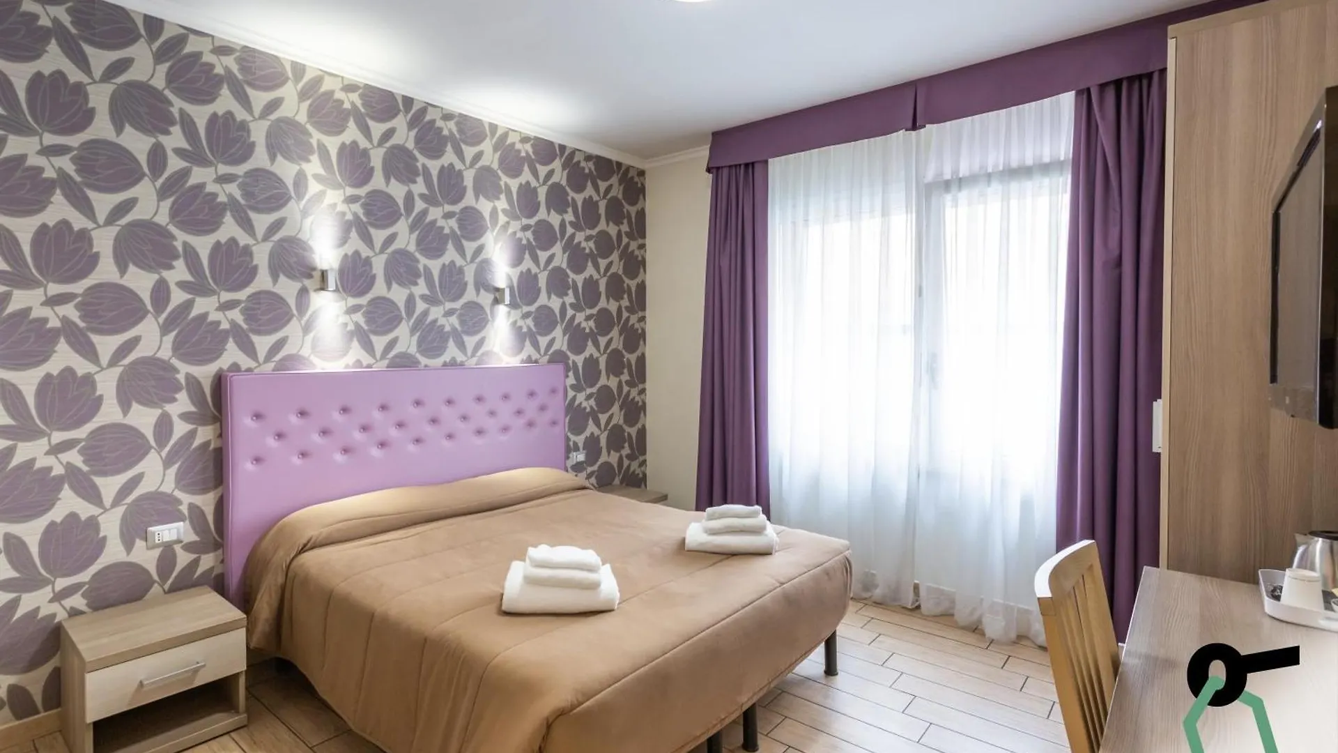Aparthotel Hotiday Room Collection - Roma Barberini Italia