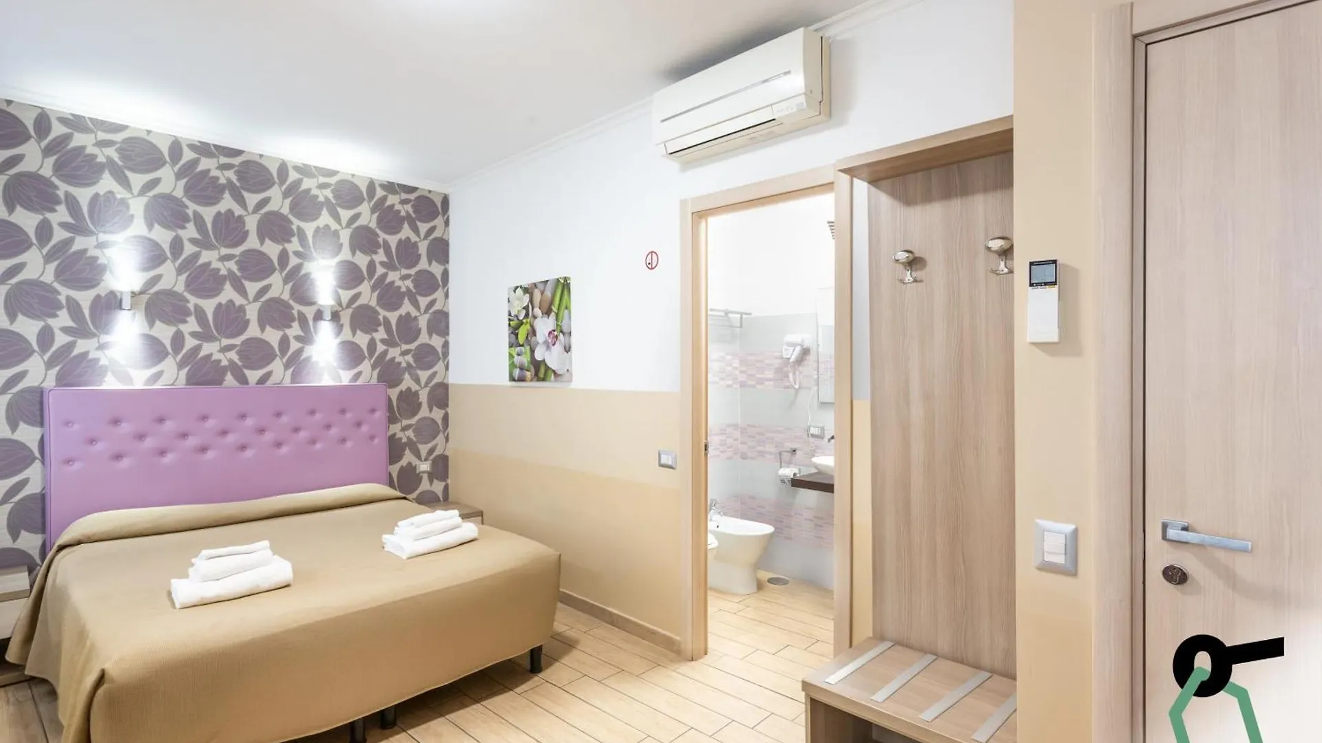 Aparthotel Hotiday Room Collection - Roma Barberini